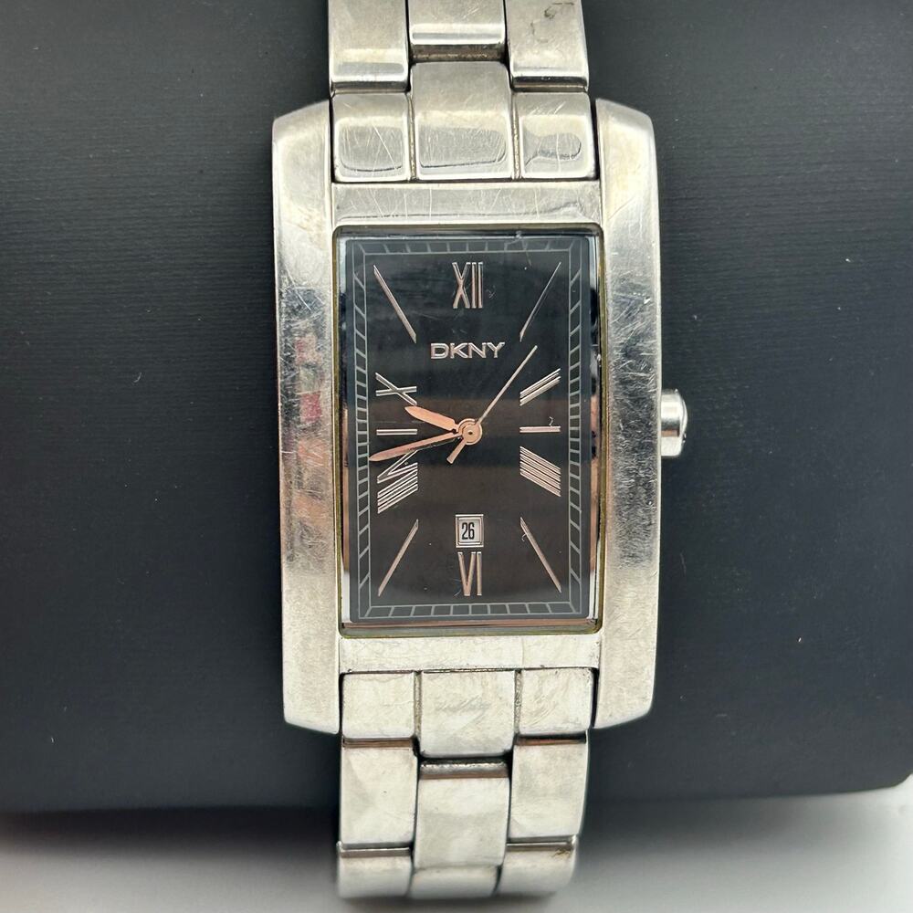DKNY Silver-tone Black Dial Stainless Steel Men’s Watch Working NewBattery